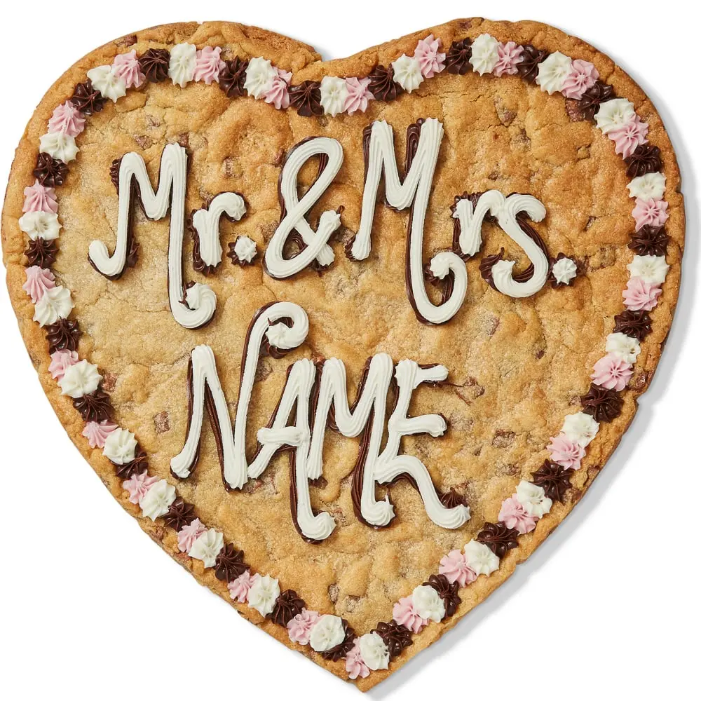 Mr & Mrs (NAME) Heart Milk Choc Single Layer